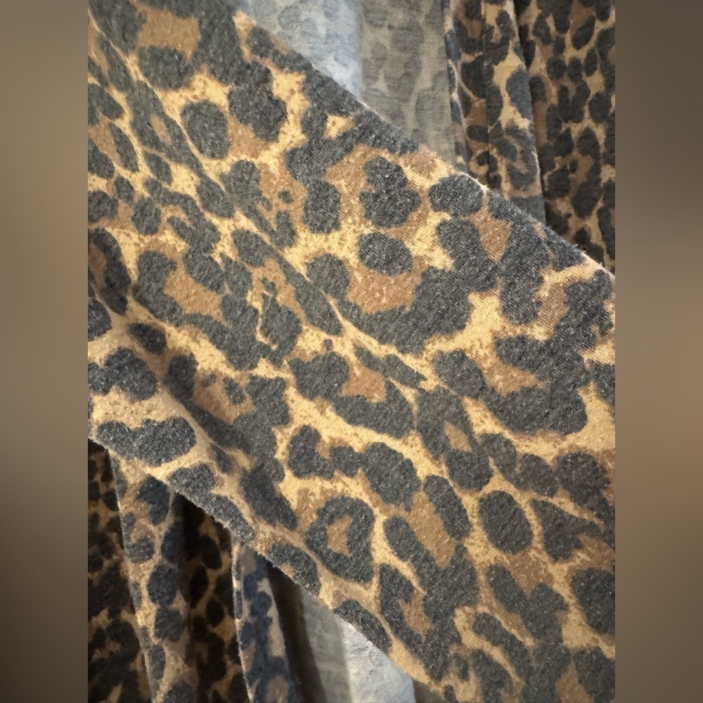 Ivoire Leopard Print Open Front Cardigan Sweater size Large - Picture 3 of 8